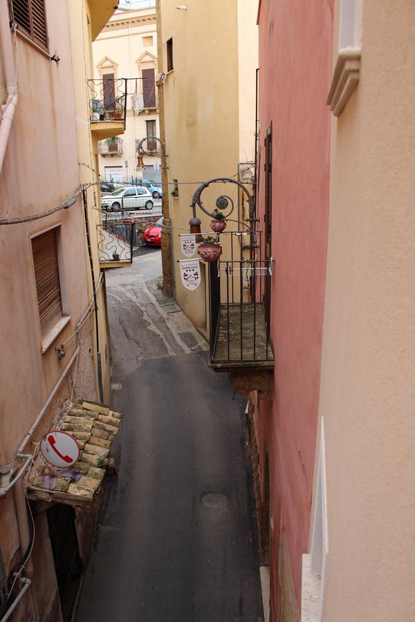 Bed & Breakfasts Conte Perollo Sciacca Bagian luar foto