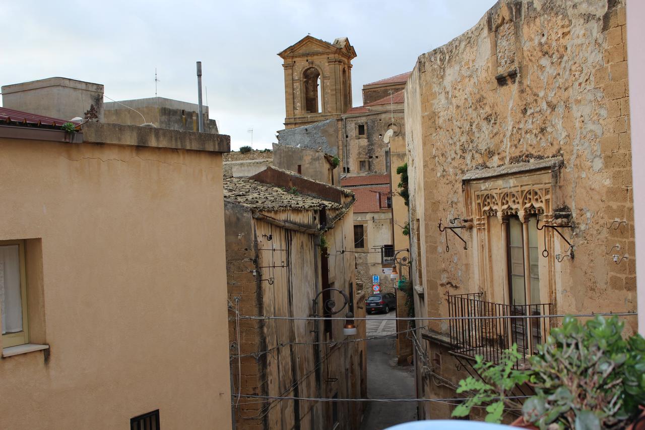 Bed & Breakfasts Conte Perollo Sciacca Bagian luar foto